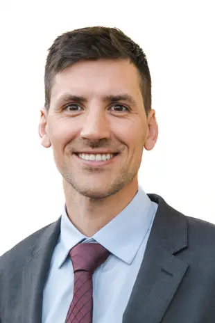 Howard Mead Vice President & General Manager, Luxfer Gas Cylinders-Composite